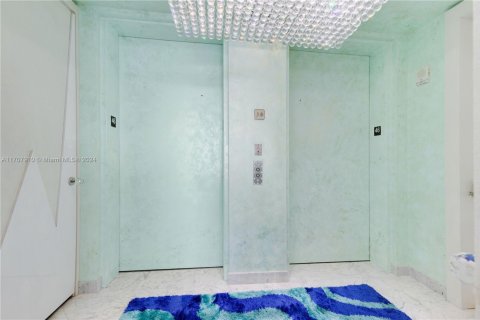 Copropriété à vendre à Sunny Isles Beach, Floride: 3 chambres, 199.09 m2 № 1460614 - photo 30