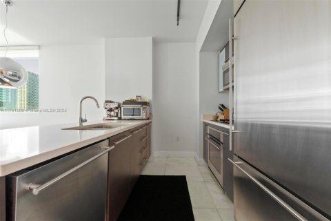 Купить кондоминиум в Майами, Флорида 2 спальни, 111.2м2, № 1699450 - фото 11