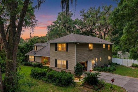 Casa en Ocala, Florida 5 dormitorios, 391.77 m2 № 2267501