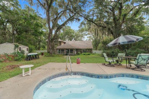 House in Ocala, Florida 5 bedrooms, 391.77 sq.m. № 2267501 - photo 10