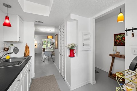 Condominio en venta en Dunedin, Florida, 1 dormitorio, 67.35 m2 № 2101893 - foto 9