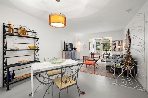 Condominio en venta en Dunedin, Florida, 1 dormitorio, 67.35 m2 № 2101893 - foto 10