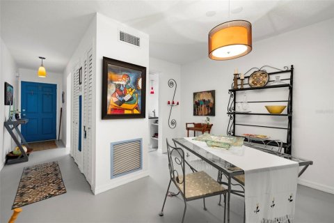 Condominio en venta en Dunedin, Florida, 1 dormitorio, 67.35 m2 № 2101893 - foto 12