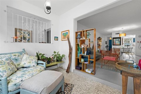 Condominio en venta en Dunedin, Florida, 1 dormitorio, 67.35 m2 № 2101893 - foto 16