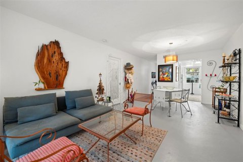 Condominio en venta en Dunedin, Florida, 1 dormitorio, 67.35 m2 № 2101893 - foto 15