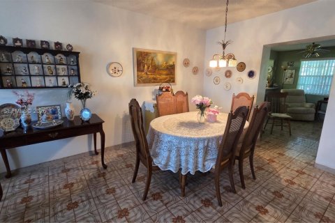 Купить виллу или дом в Майами, Флорида 4 спальни, 190.08м2, № 2003915 - фото 3