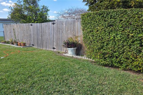 Купить виллу или дом в Майами, Флорида 4 спальни, 190.08м2, № 2003915 - фото 28