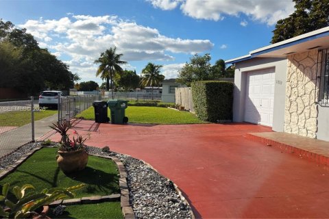 Купить виллу или дом в Майами, Флорида 4 спальни, 190.08м2, № 2003915 - фото 26