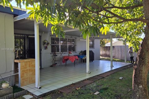 Купить виллу или дом в Майами, Флорида 4 спальни, 190.08м2, № 2003915 - фото 20