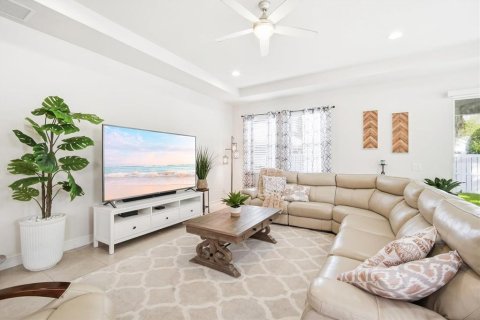Casa en venta en Tampa, Florida, 4 dormitorios, 279.91 m2 № 2427598 - foto 11