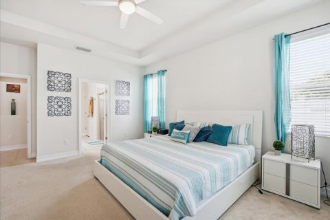 Casa en venta en Tampa, Florida, 4 dormitorios, 279.91 m2 № 2427598 - foto 15