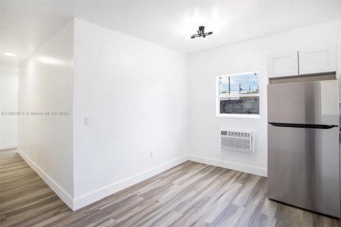 Appartement à louer à Miami, Floride: 2 chambres, 74.32 m2 № 1931977 - photo 7