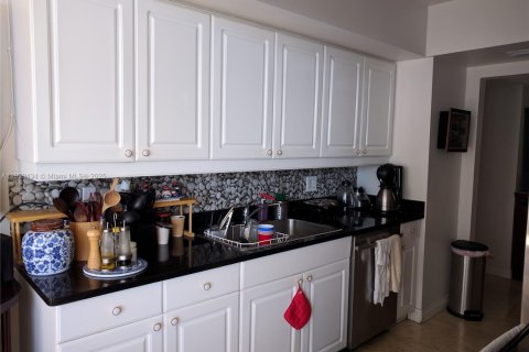 Copropriété à vendre à Aventura, Floride: 3 chambres, 173.26 m2 № 2012958 - photo 11