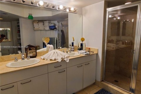 Copropriété à vendre à Aventura, Floride: 3 chambres, 173.26 m2 № 2012958 - photo 7