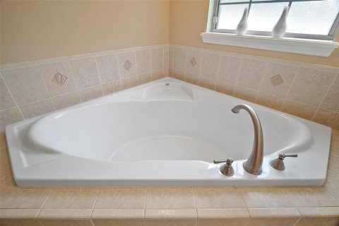 Villa ou maison à vendre à Tavares, Floride: 4 chambres, 257.71 m2 № 1721871 - photo 18