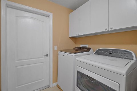 Villa ou maison à vendre à Tavares, Floride: 4 chambres, 257.71 m2 № 1721871 - photo 24