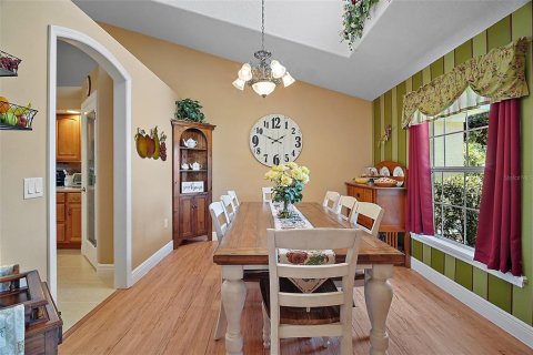 Villa ou maison à vendre à Tavares, Floride: 4 chambres, 257.71 m2 № 1721871 - photo 11