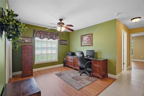 Villa ou maison à vendre à Tavares, Floride: 4 chambres, 257.71 m2 № 1721871 - photo 16