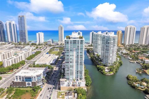 Condo in Sunny Isles Beach, Florida, 3 bedrooms  № 1705188 - photo 7
