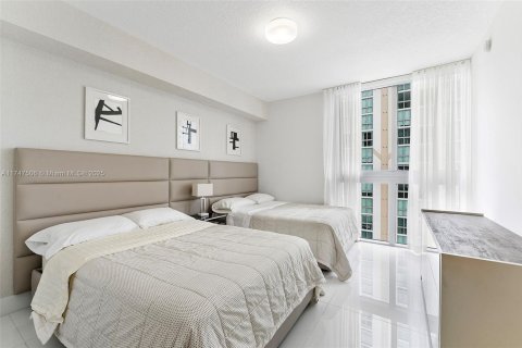 Condo in Sunny Isles Beach, Florida, 3 bedrooms  № 1705188 - photo 8