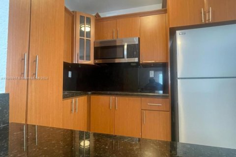 Condominio en venta en Miami Beach, Florida, 1 dormitorio, 45.8 m2 № 1811152 - foto 4