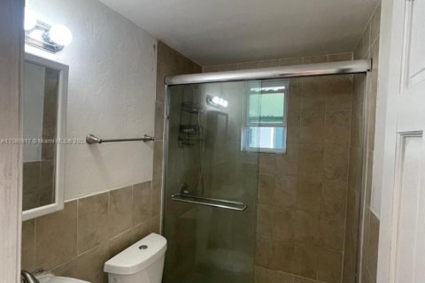 Condominio en venta en Miami Beach, Florida, 1 dormitorio, 45.8 m2 № 1811152 - foto 15