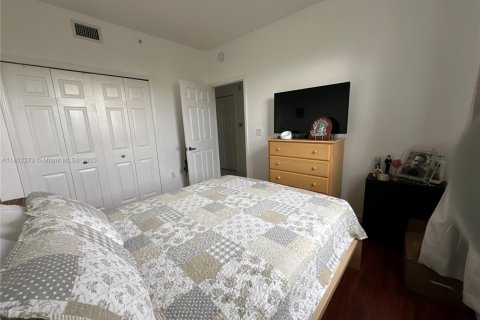 Condo in Doral, Florida, 3 bedrooms  № 1888720 - photo 8