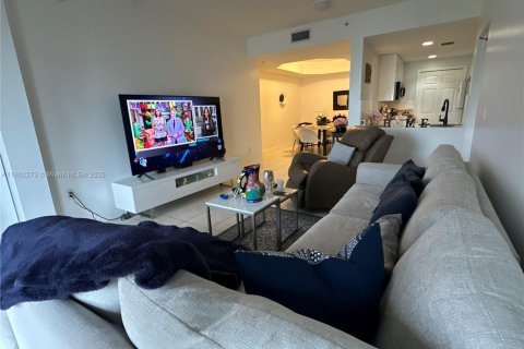 Condo in Doral, Florida, 3 bedrooms  № 1888720 - photo 27