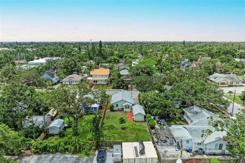 House in Bradenton, Florida 2 bedrooms, 95.13 sq.m. № 1819446 - photo 5