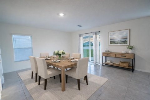 House in Wimauma, Florida 4 bedrooms, 216.28 sq.m. № 2204810 - photo 5