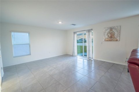 House in Wimauma, Florida 4 bedrooms, 216.28 sq.m. № 2204810 - photo 6