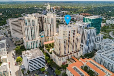 Снять в аренду кондоминиум в Майами, Флорида 1 спальня, 70.51м2, № 1984061 - фото 16