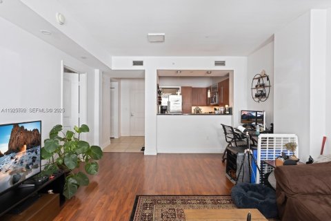 Снять в аренду кондоминиум в Майами, Флорида 1 спальня, 70.51м2, № 1984061 - фото 4