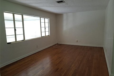 Casa en alquiler en Winter Park, Florida, 2 dormitorios, 127.74 m2 № 1787518 - foto 7