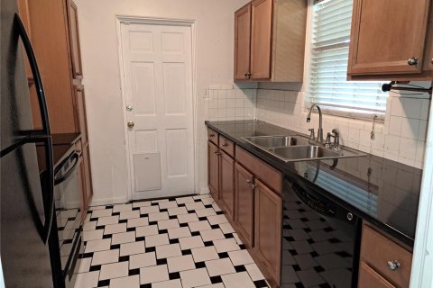 Casa en alquiler en Winter Park, Florida, 2 dormitorios, 127.74 m2 № 1787518 - foto 9