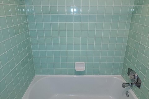 Casa en alquiler en Winter Park, Florida, 2 dormitorios, 127.74 m2 № 1787518 - foto 18