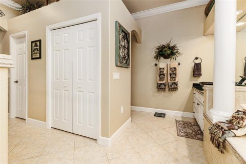 Villa ou maison à louer à Lakeland, Floride: 4 chambres, 232.63 m2 № 2157802 - photo 25