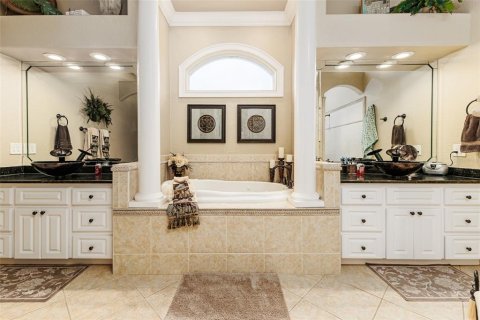 Villa ou maison à louer à Lakeland, Floride: 4 chambres, 232.63 m2 № 2157802 - photo 22