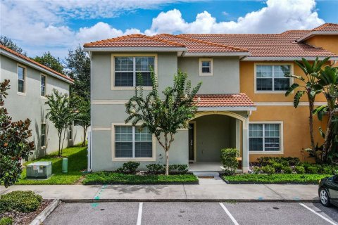Adosado en Kissimmee, Florida 5 dormitorios, 188.03 m2 № 2155282