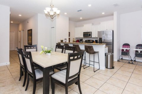 Townhouse in Kissimmee, Florida 5 bedrooms, 188.03 sq.m. № 2155282 - photo 8