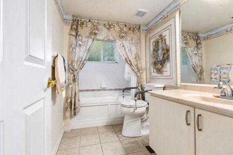 Copropriété à vendre à Naples, Floride: 3 chambres, 123.56 m2 № 2230392 - photo 19