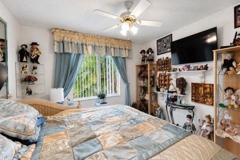 Copropriété à vendre à Naples, Floride: 3 chambres, 123.56 m2 № 2230392 - photo 24
