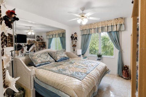Copropriété à vendre à Naples, Floride: 3 chambres, 123.56 m2 № 2230392 - photo 22