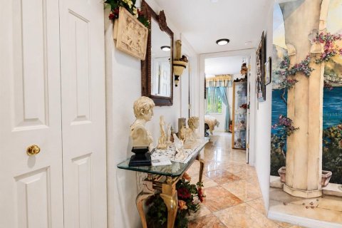 Copropriété à vendre à Naples, Floride: 3 chambres, 123.56 m2 № 2230392 - photo 21