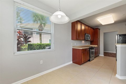 Condo in Davenport, Florida, 2 bedrooms  № 1877350 - photo 14