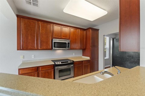 Condo in Davenport, Florida, 2 bedrooms  № 1877350 - photo 13