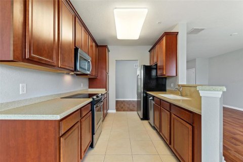 Condo in Davenport, Florida, 2 bedrooms  № 1877350 - photo 12