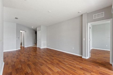 Condo in Davenport, Florida, 2 bedrooms  № 1877350 - photo 17