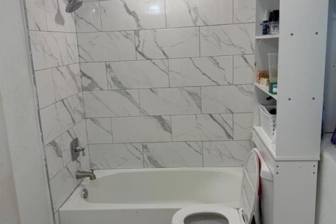 Купить виллу или дом в Ривьера-Бич, Флорида 3 комнаты, 83.61м2, № 2083118 - фото 6