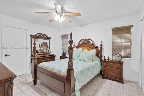 Купить виллу или дом в Майами, Флорида 4 спальни, 162.76м2, № 1978942 - фото 12